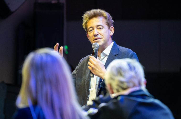 Charles-Edouard Bouée sur les potentialités étonnantes de l'IA